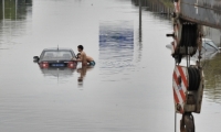 فيضانات في الصين ومياه الأمطار تغمر المنازل والسيّارات